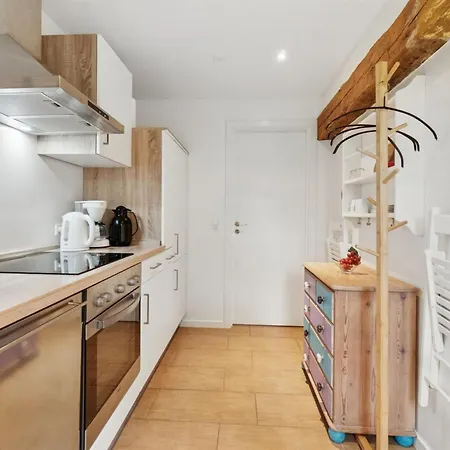 Ejna - 400m From The Sea By Interhome Apartament